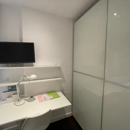 Moderno Con Plaza De Garaje En Pleno Centro De Apartment Almeria